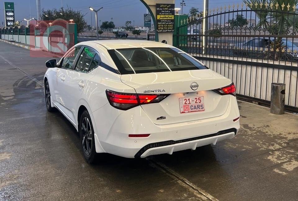 نیسان سێنترا